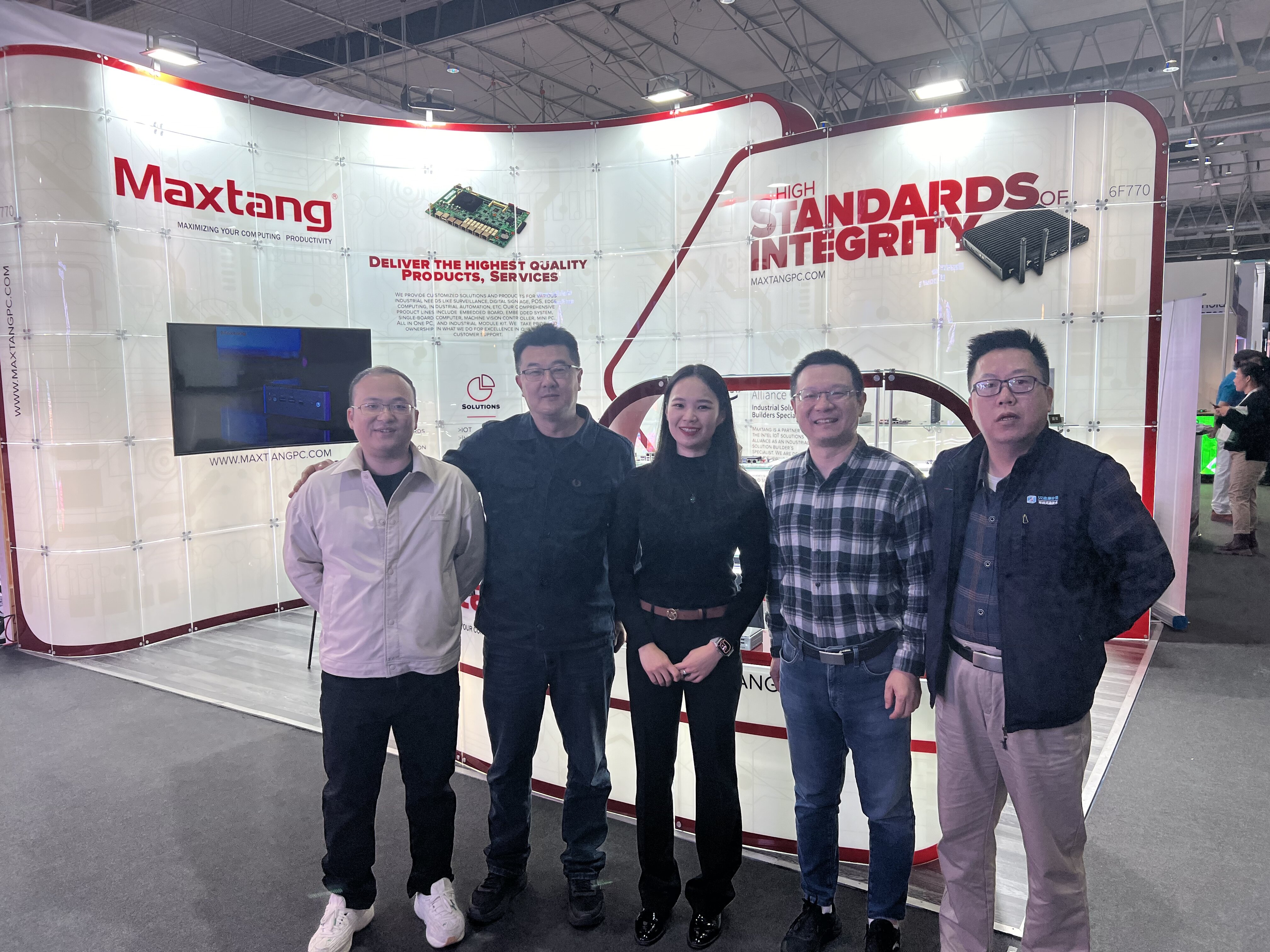 开云足球体育参加2024年CES国际消费电子展