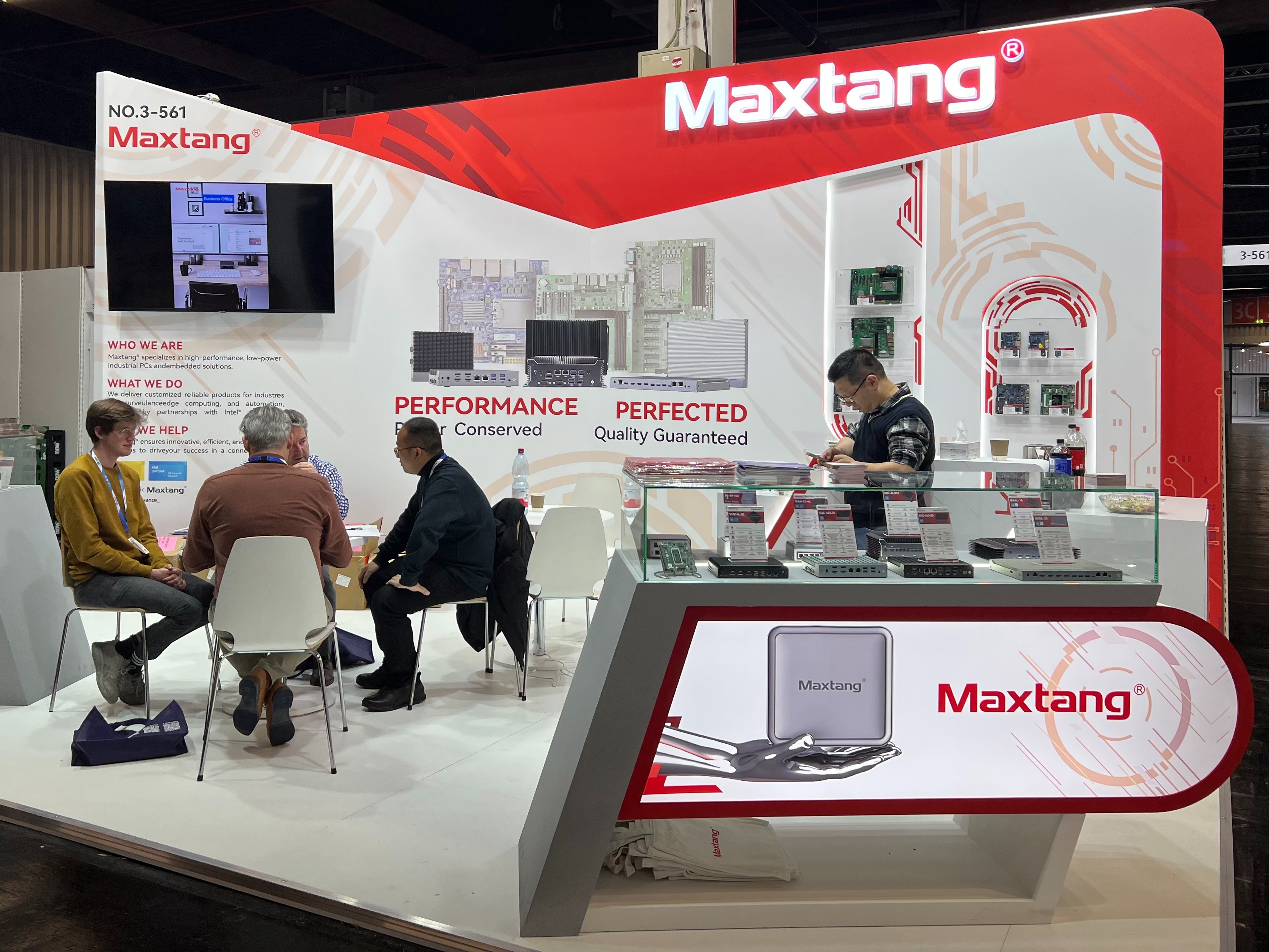 开云足球体育计算机闪耀2025德国纽伦堡嵌入式展览会Embedded World